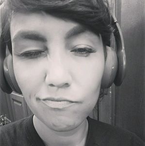 Meet your Posher, Tina